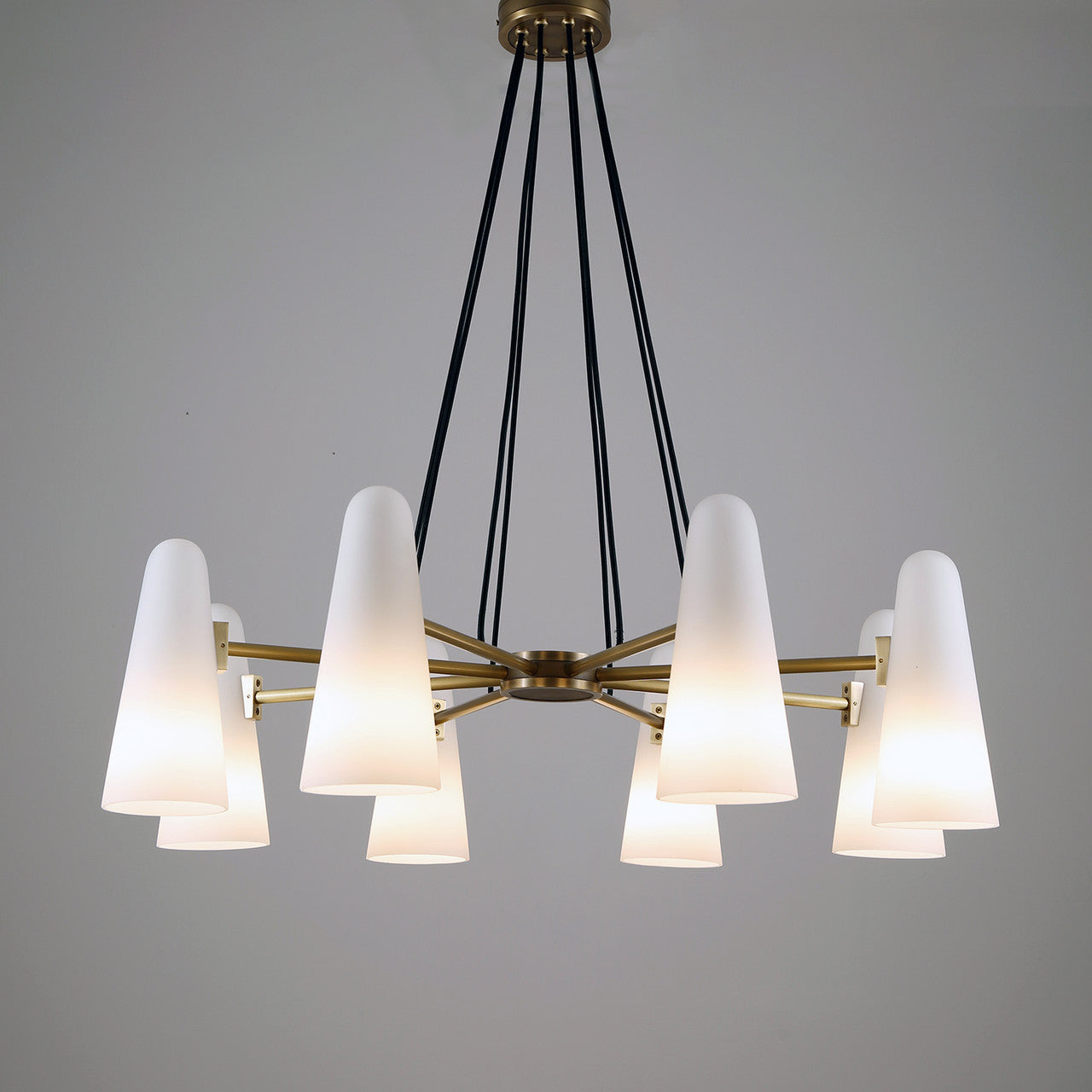 Bianco Chandelier 8 Lights Brass