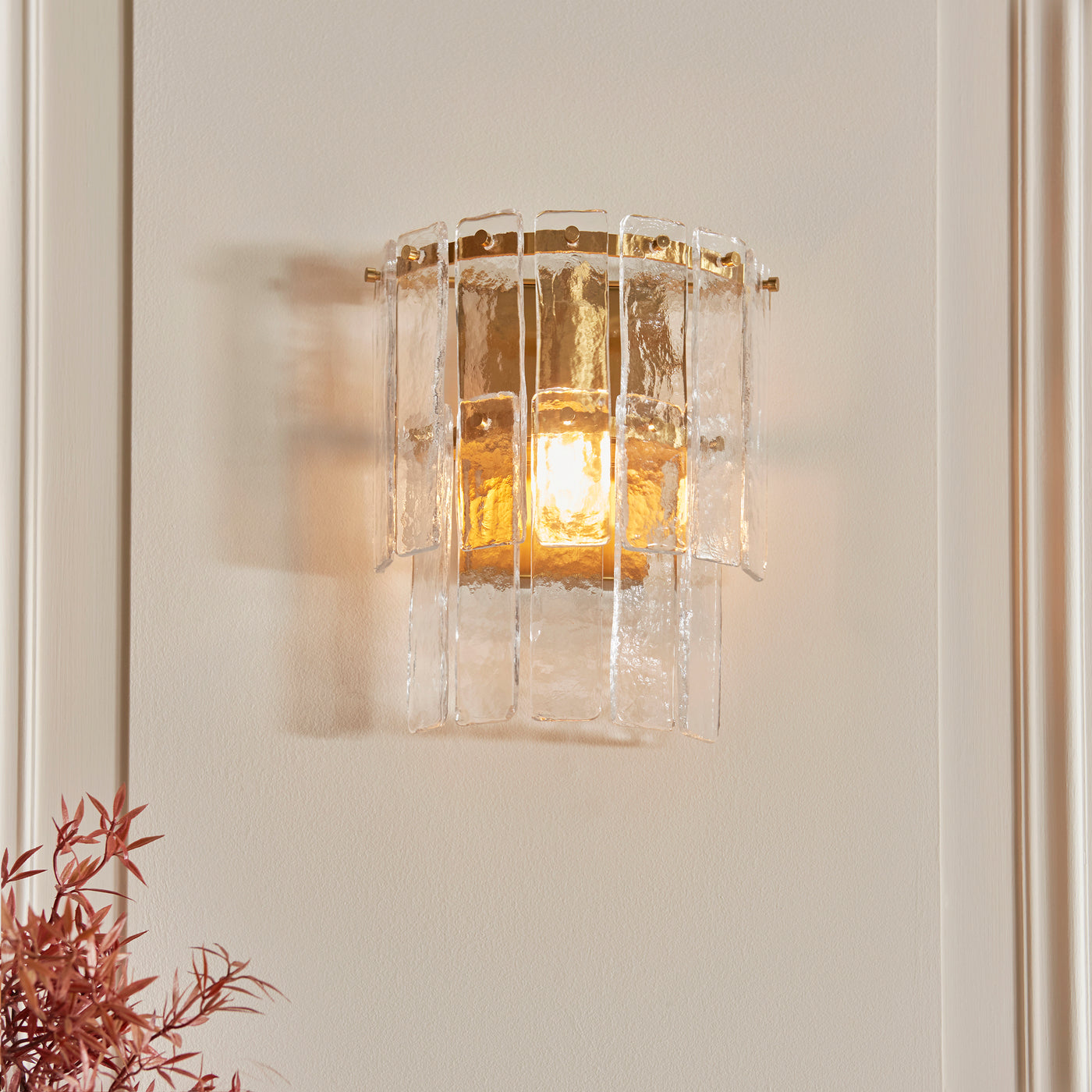 Aurelia wall light image
