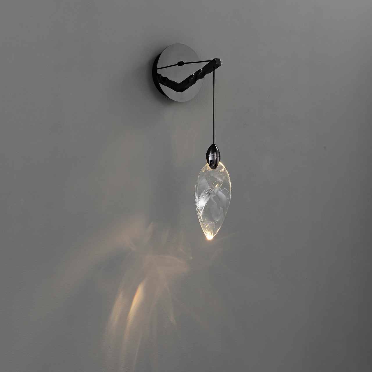 Ida Crystal Pendant Sconce Black