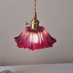 Flower-shaped pendant light – Deep red glass with a gold socket, for the dining room or living room