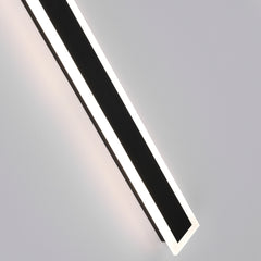 Vynn Linear Outdoor Wall Lamp - Neutralighting