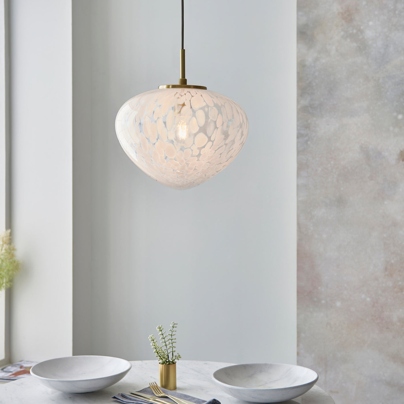 Daisy pendant ceiling light image