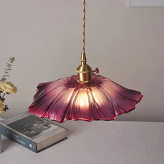 Flower-shaped pendant light – Deep red glass with a gold socket, for the dining room or living room