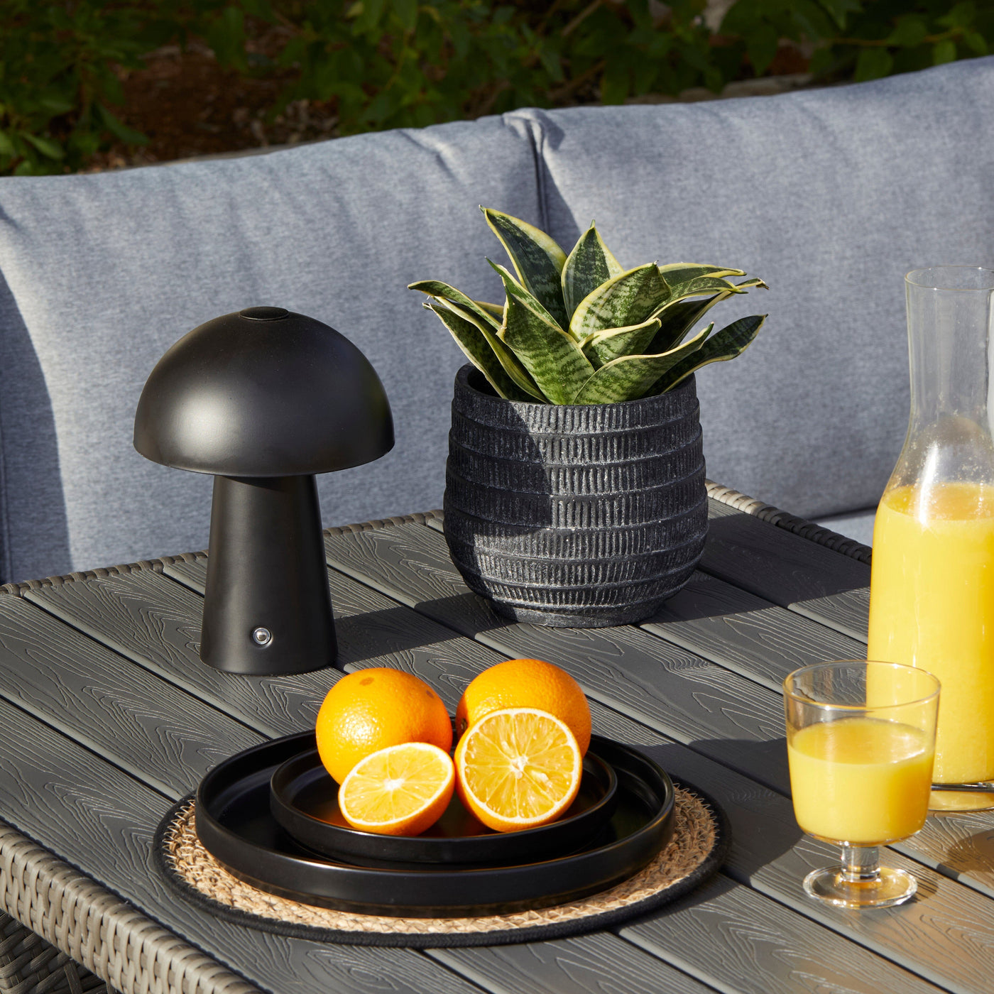 Brockhill Rechargeable Lamp - Black
