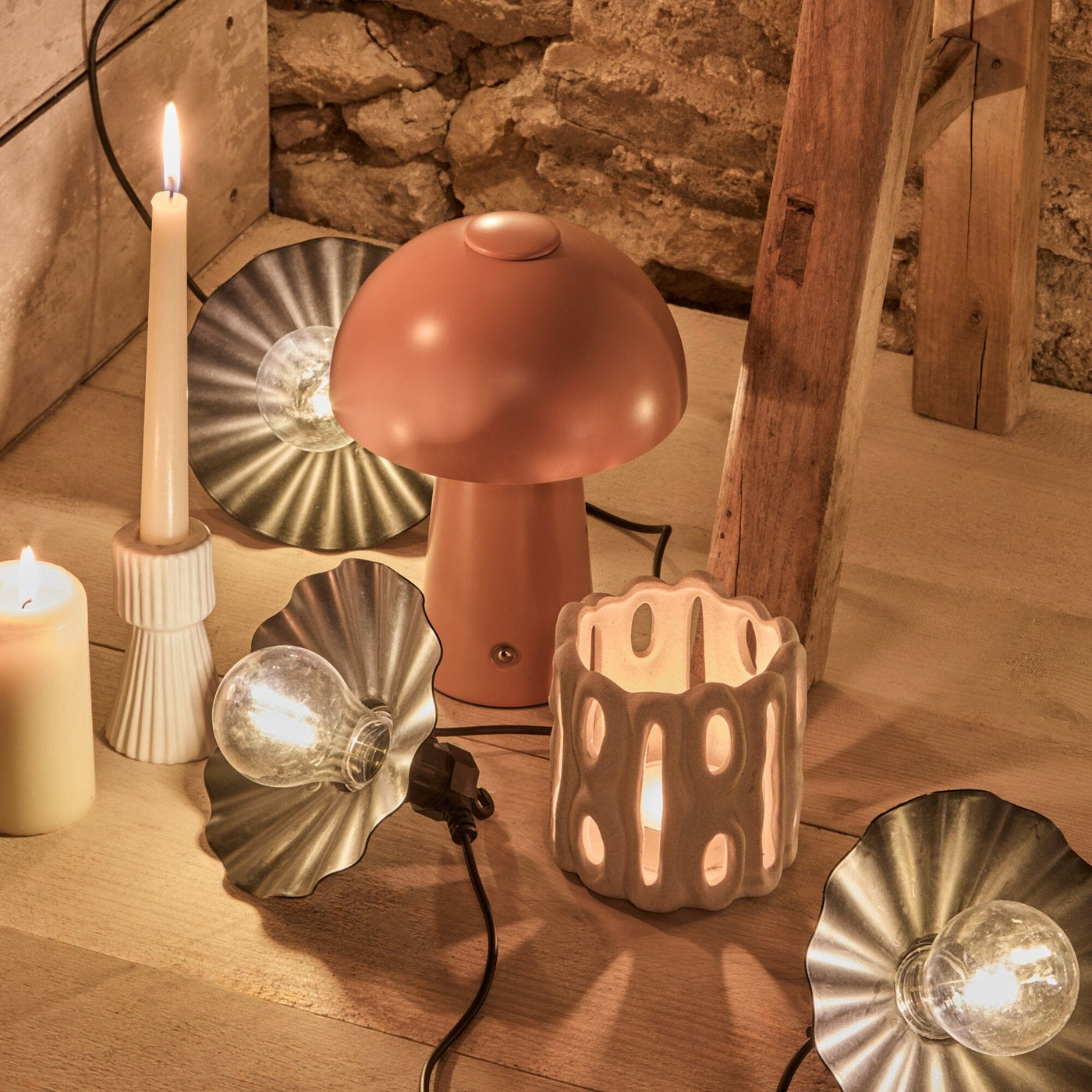 Brockhill Rechargeable Lamp - Blush Pink