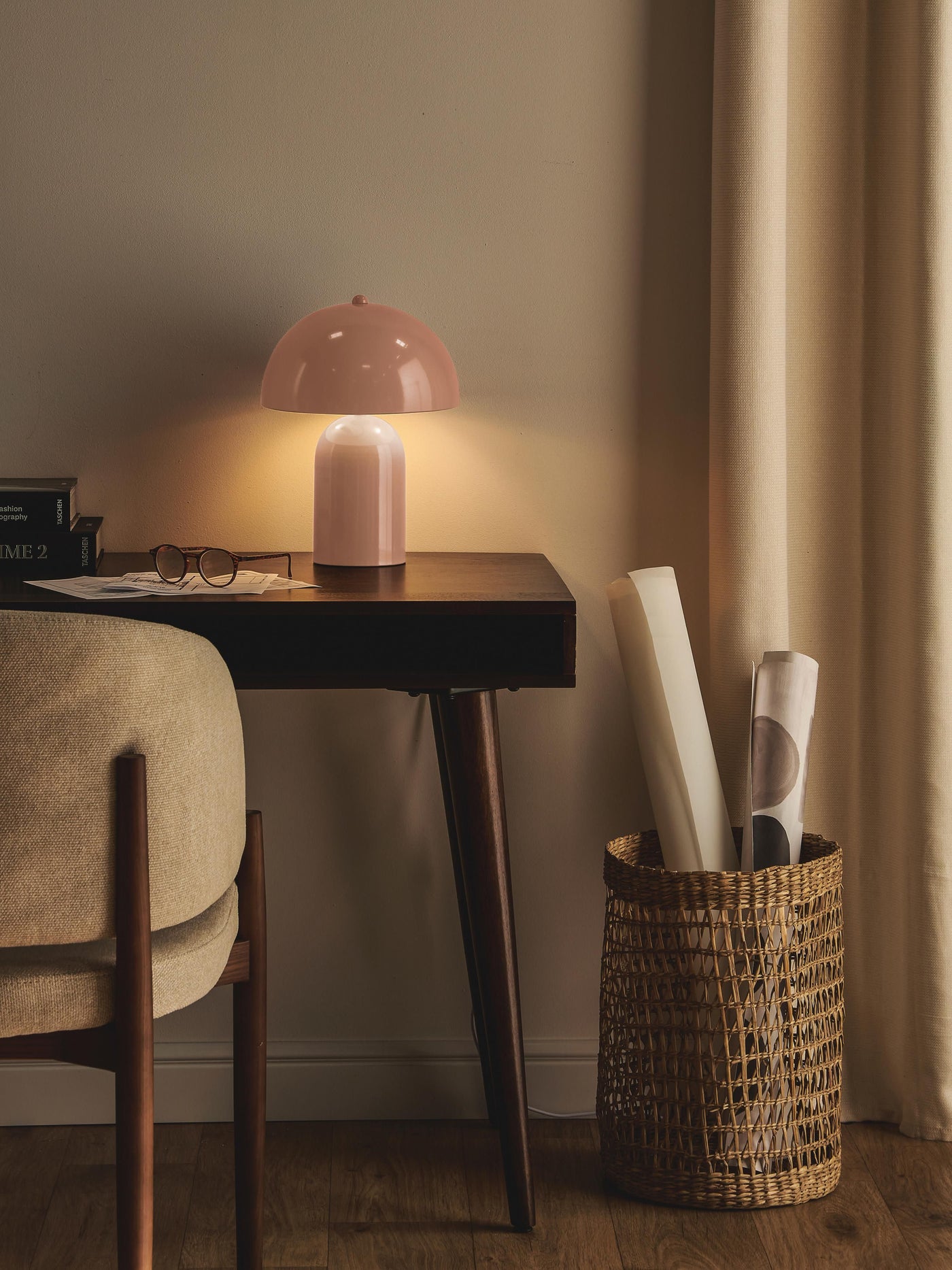 Small Retro Table Lamp Walter, H 34 cm - White, Ø 25 cm (2)