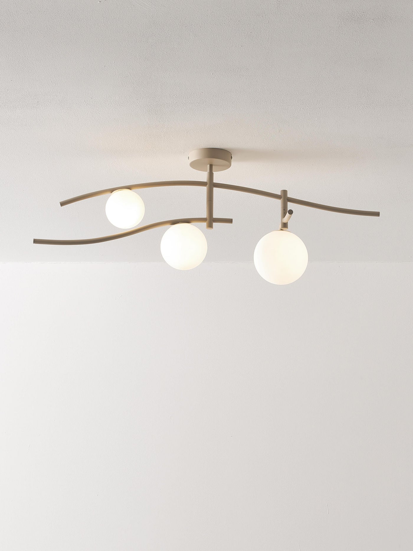 Large Ceiling Lamp Nebo - White