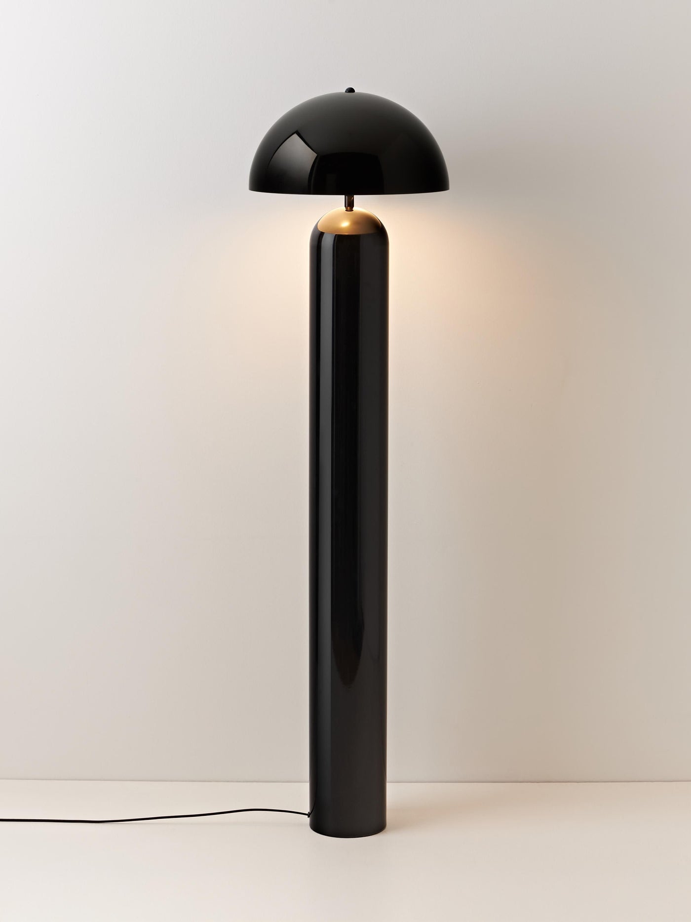 Retro Floor Lamp Walter - White, Ø 40 cm