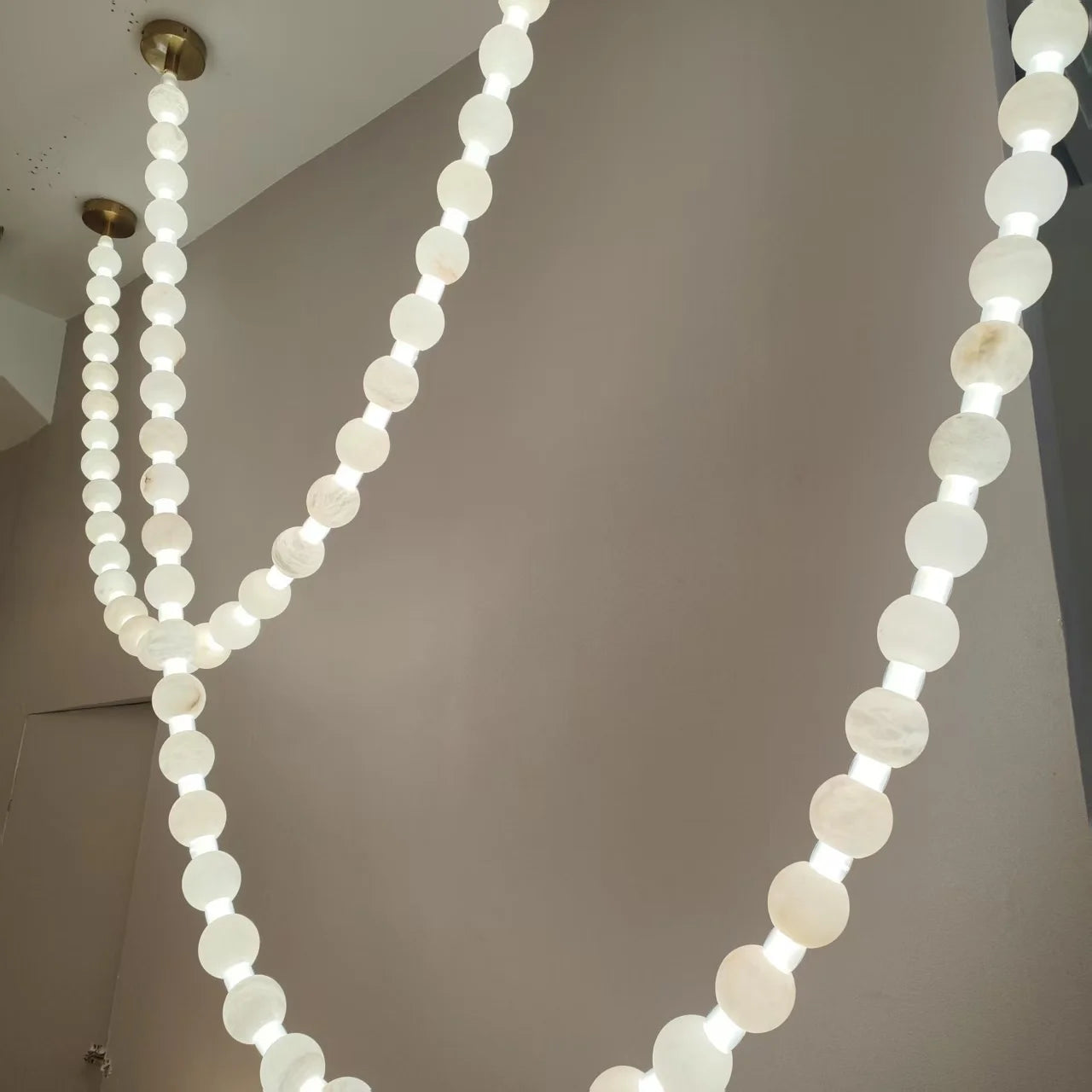 Textured Alabaster Bead Loop Chandelier, 800x600 Loop, Continuous Glowing Strand, Integrated LED, Living Room & Stairwell