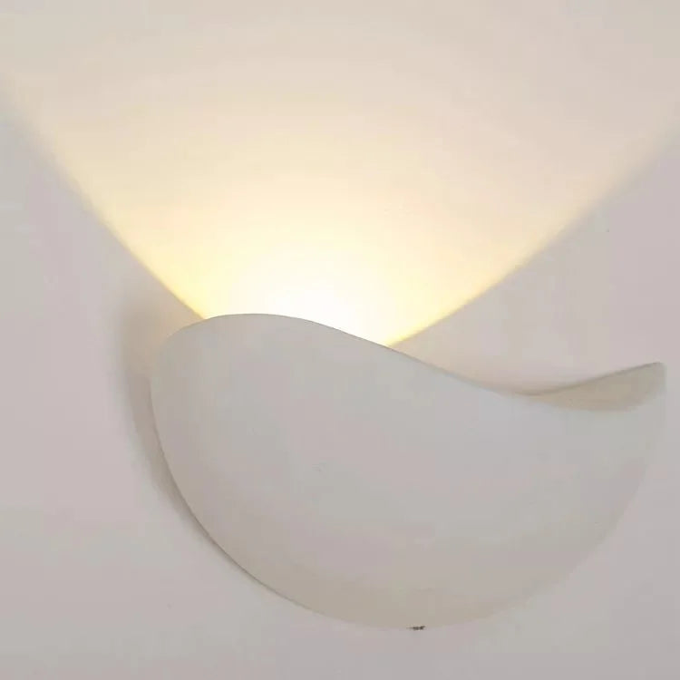 Curved Matt Plaster Wall Light, Black or White Finish, Integrated LED Up and Down Wash, Living Room, Hallway & Bedroom