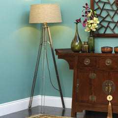 Mawusi Tripod Lamp