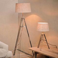 Mawusi Tripod Lamp