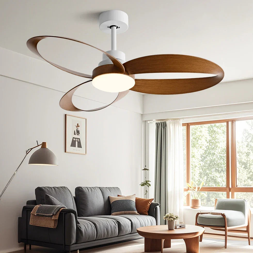 Modern ceiling fan – Wooden blades, dimmable LED lighting for the living room or bedroom