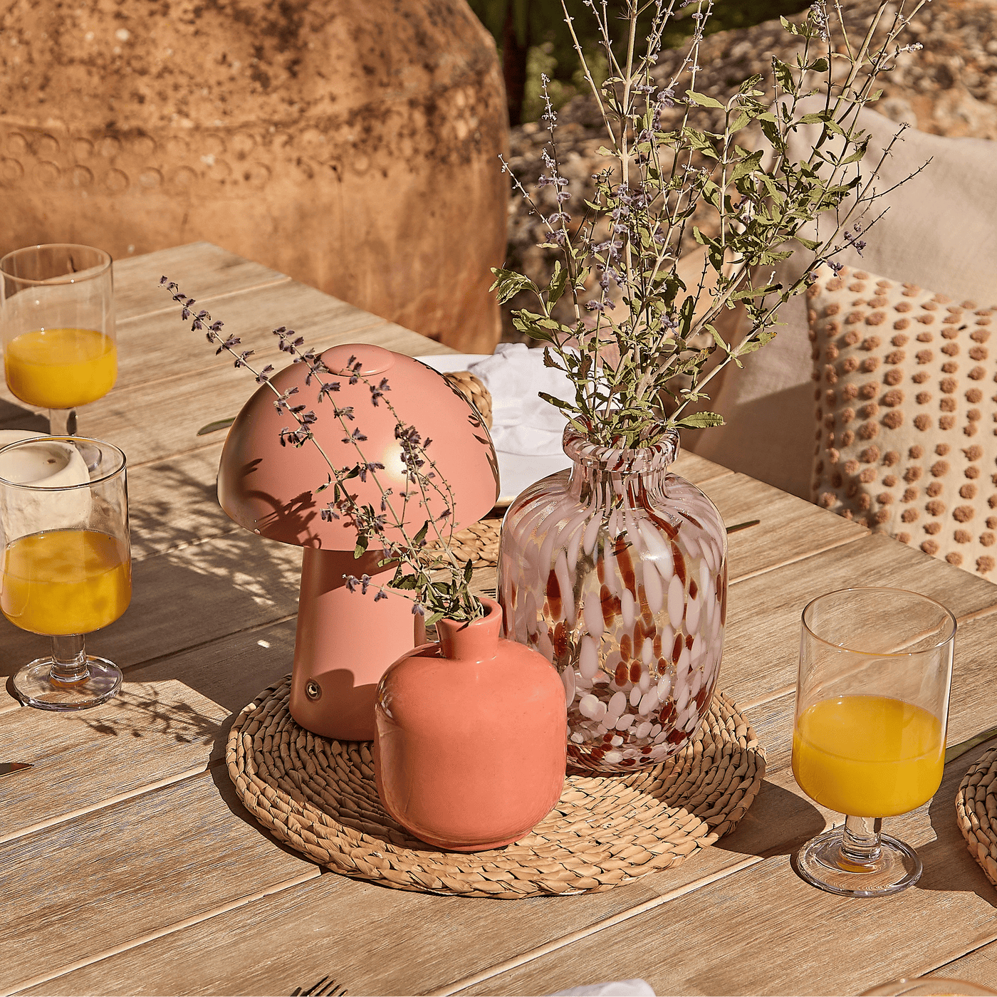 Brockhill Rechargeable Lamp - Blush Pink