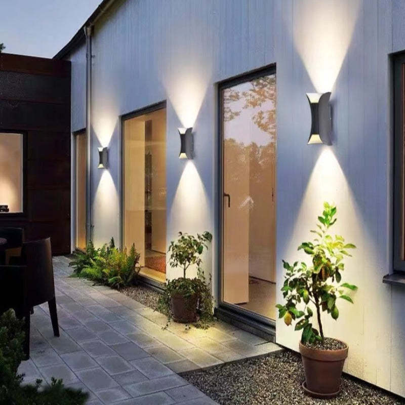 Noxel Curved Outdoor Wall Mounted Led Lamp - Neutralighting