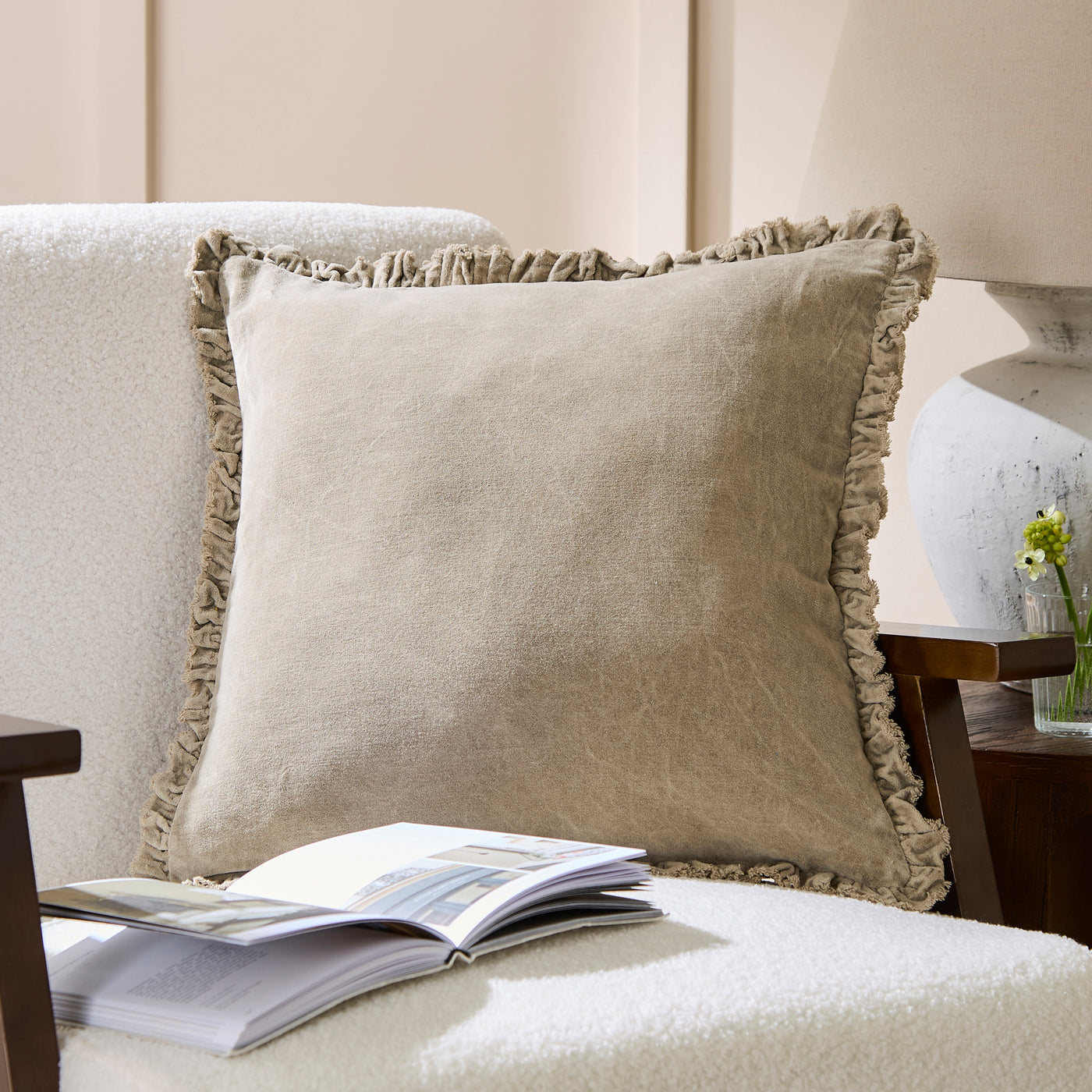 Alanya Ceramic Table Lamp - Grey