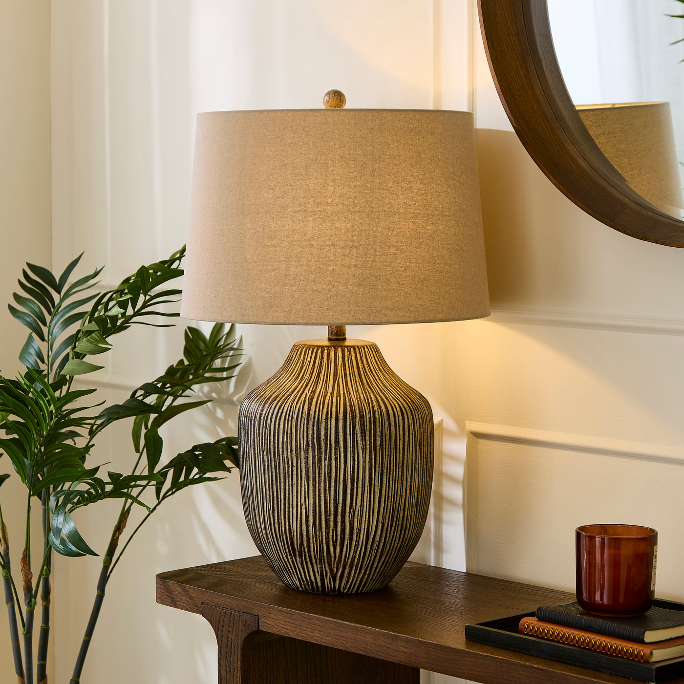 71CAT001 carousel image