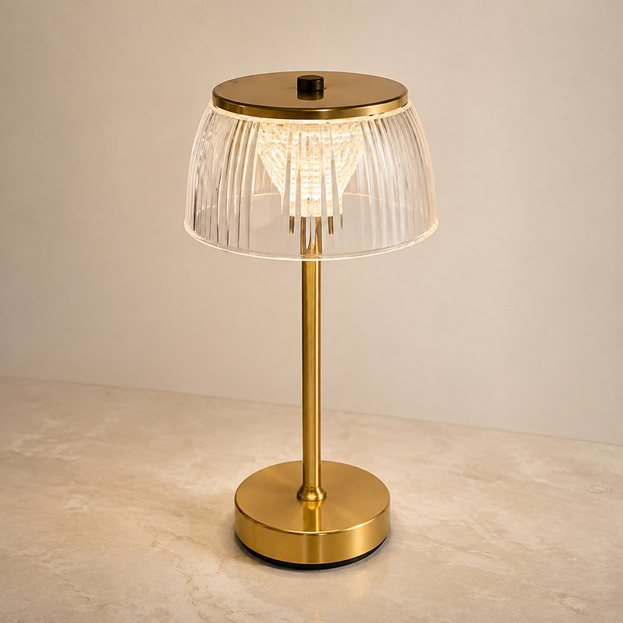 Rechargeable crystal table lamp – Gold, dimmable design for the bedroom or living room