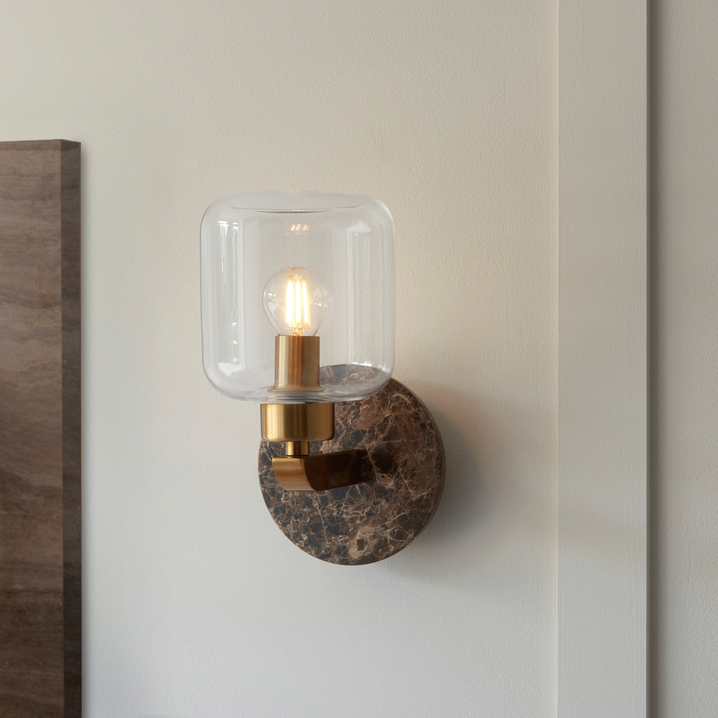 Caspian wall light