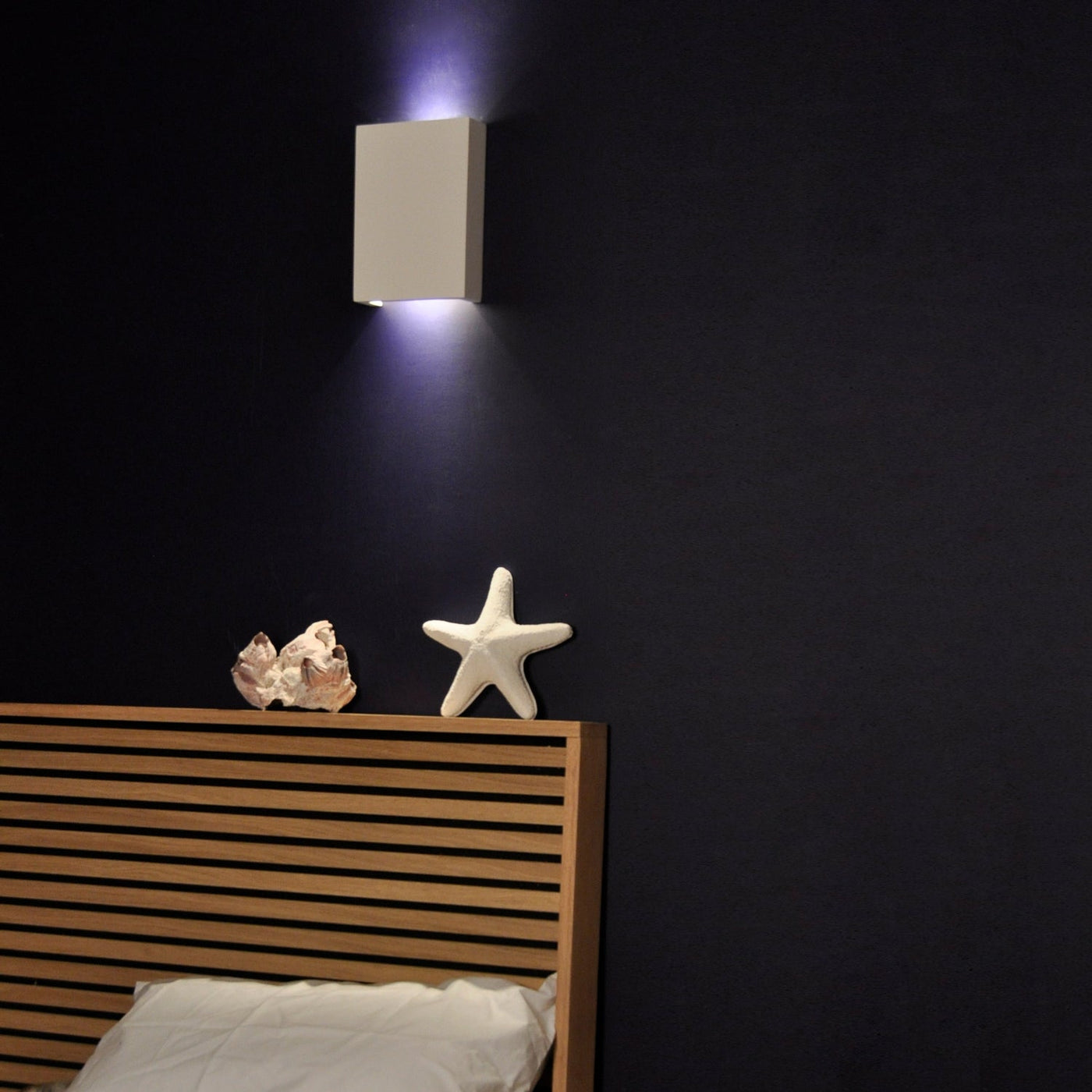TR5226 SlimLine Linear Plaster Small Panel Wall Light (Integrated Emergency Option)
