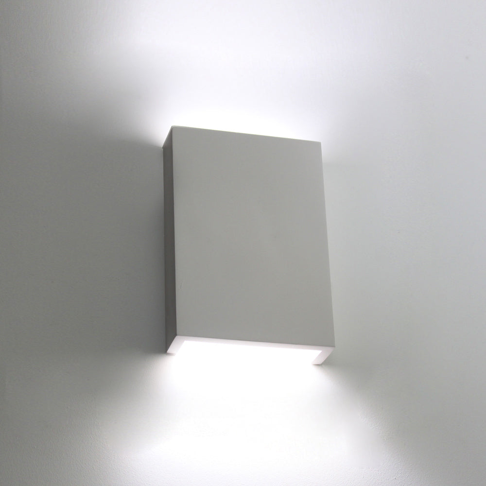 TR5226 SlimLine Linear Plaster Small Panel Wall Light (Integrated Emergency Option)