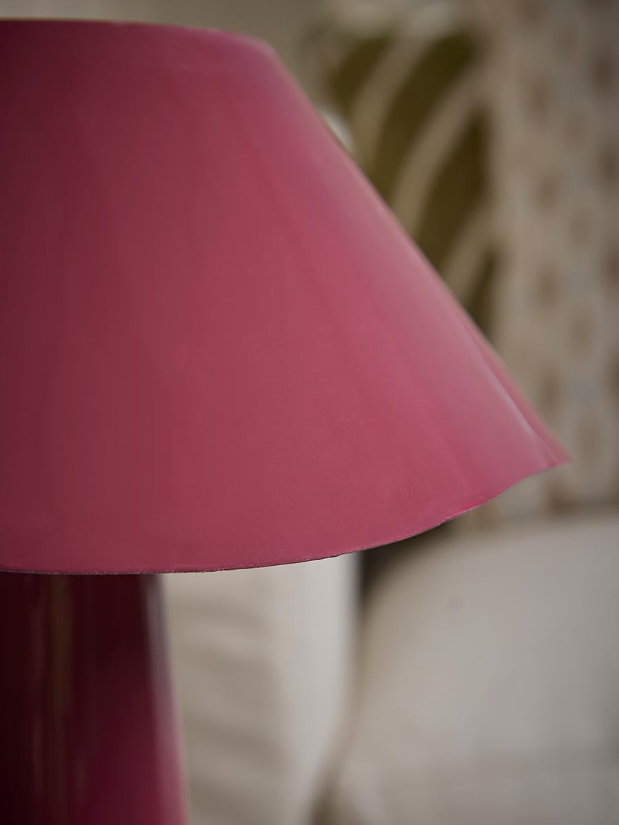 Burgundy Wave Table Lamp