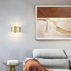 Mid Century One Light Wall Sconce in Brushed Brass Finish