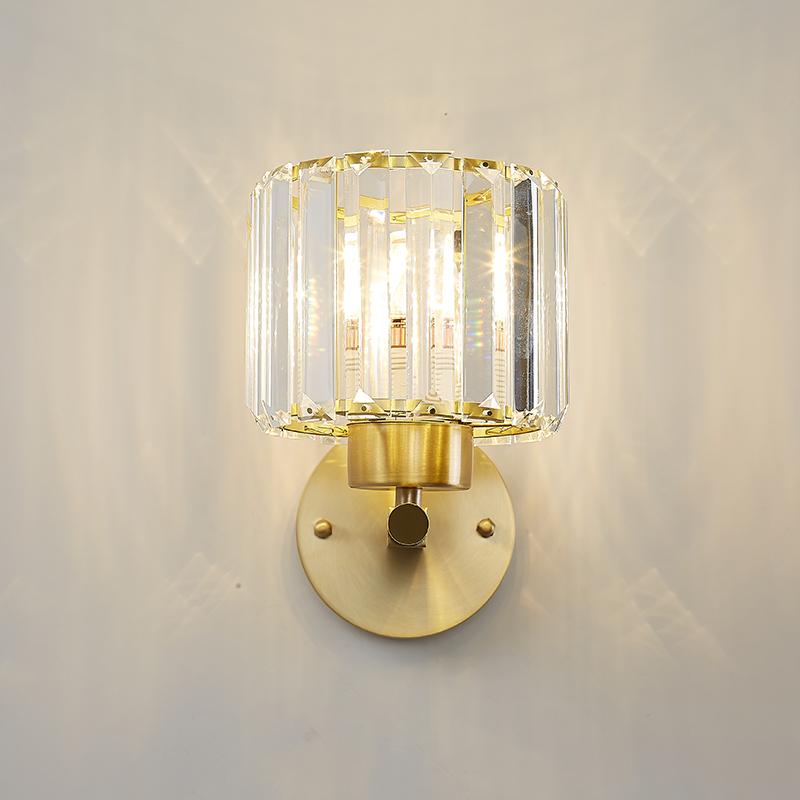 One Light Clear Crystal Shade Wall Sconce