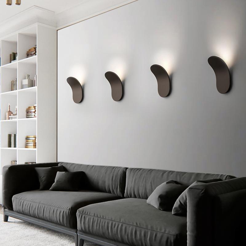 Minimalist Modern Wall Sconce in Black/White Finish