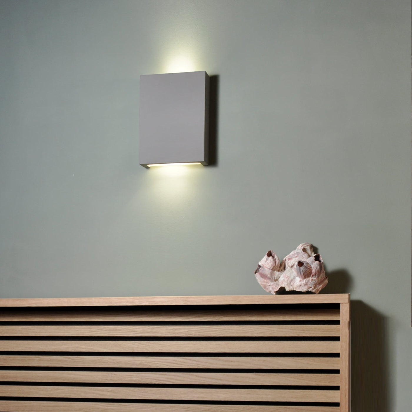 TR5226 SlimLine Linear Plaster Small Panel Wall Light (Integrated Emergency Option)